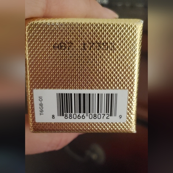 "Soleil Blanc" by Tom Ford Fragrance - Picture 6 of 6